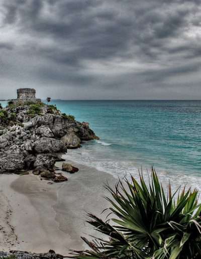 tulum beach archaeological zone