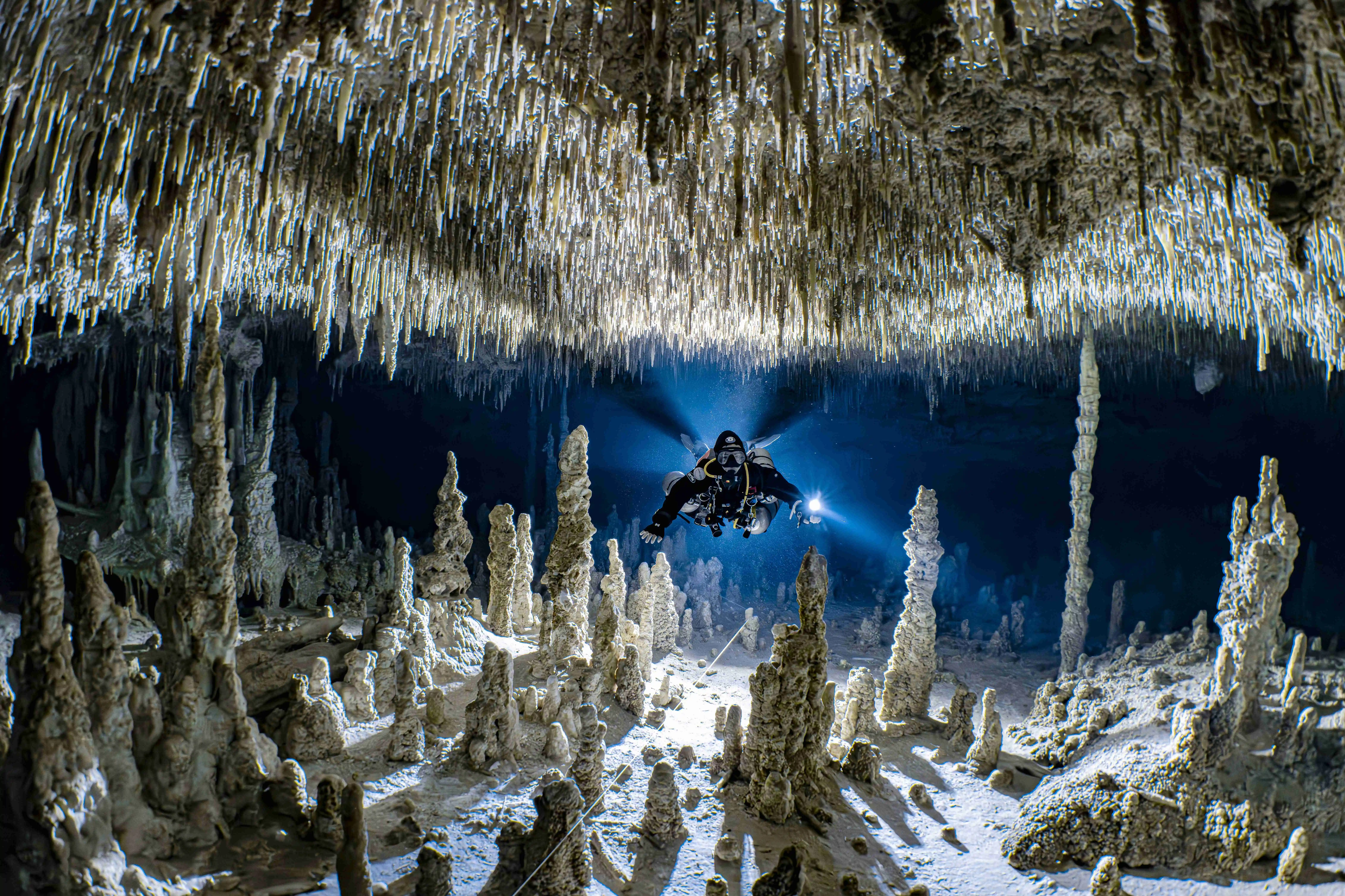 Cenote Ananda Divers, cenote diving,